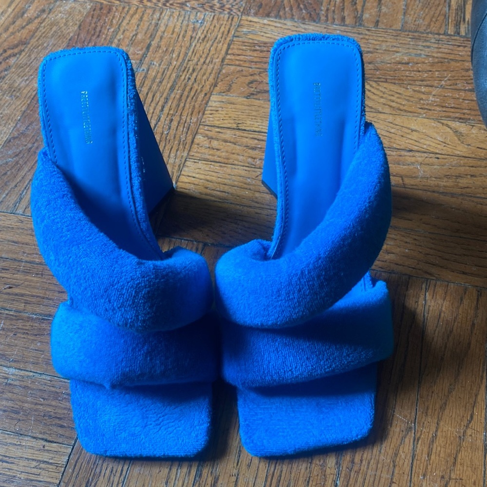 Never worn outside just tried on to see if I can walk in them around the house
